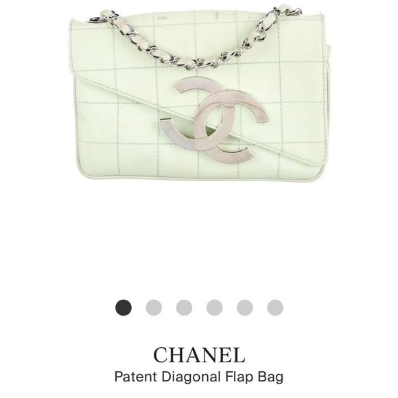 Chanel Handbag - Picture 2 of 6